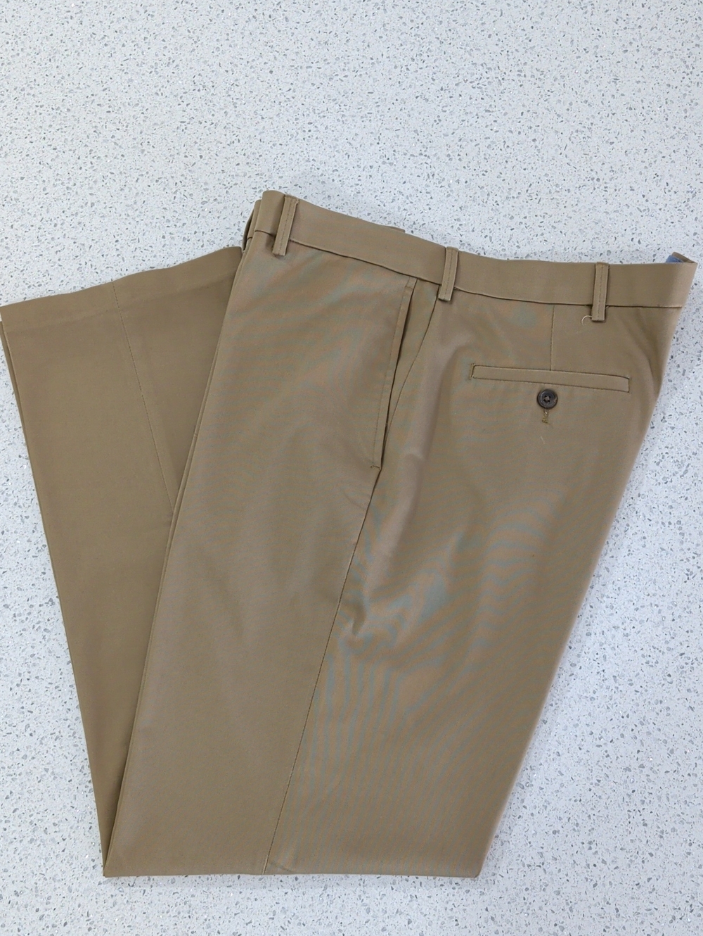 Haggar Men's Flat-Front Chinos in Khaki Tan